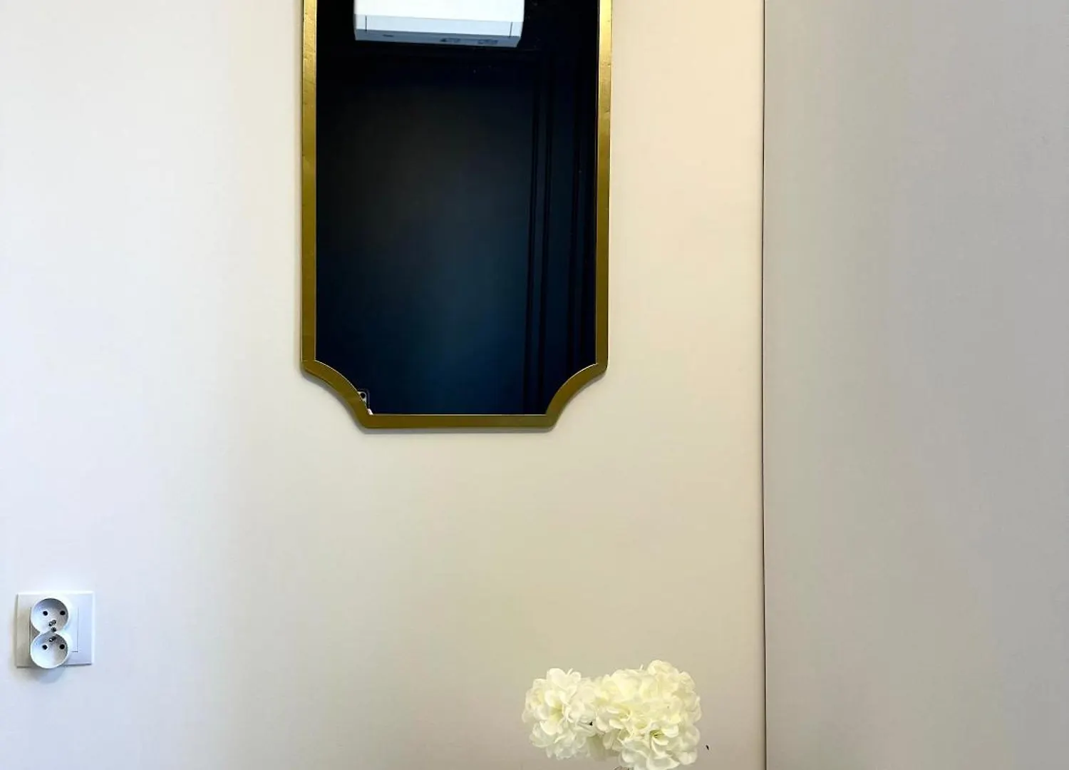 Swidnicka Apartment - 200M Main Square - Self Check-In 20H Вроцлав