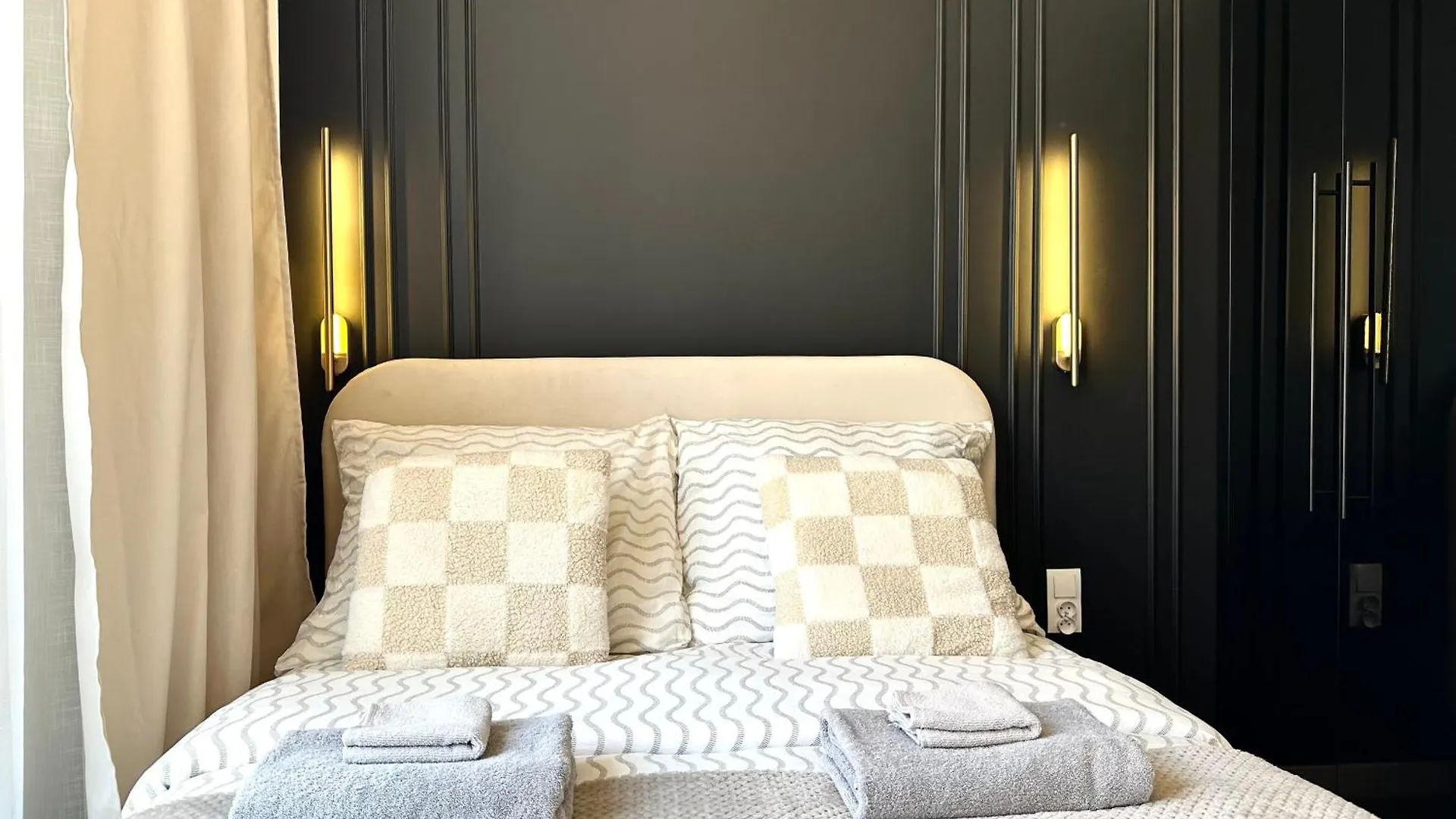 Swidnicka Apartment - 200M Main Square - Self Check-In 20H Вроцлав