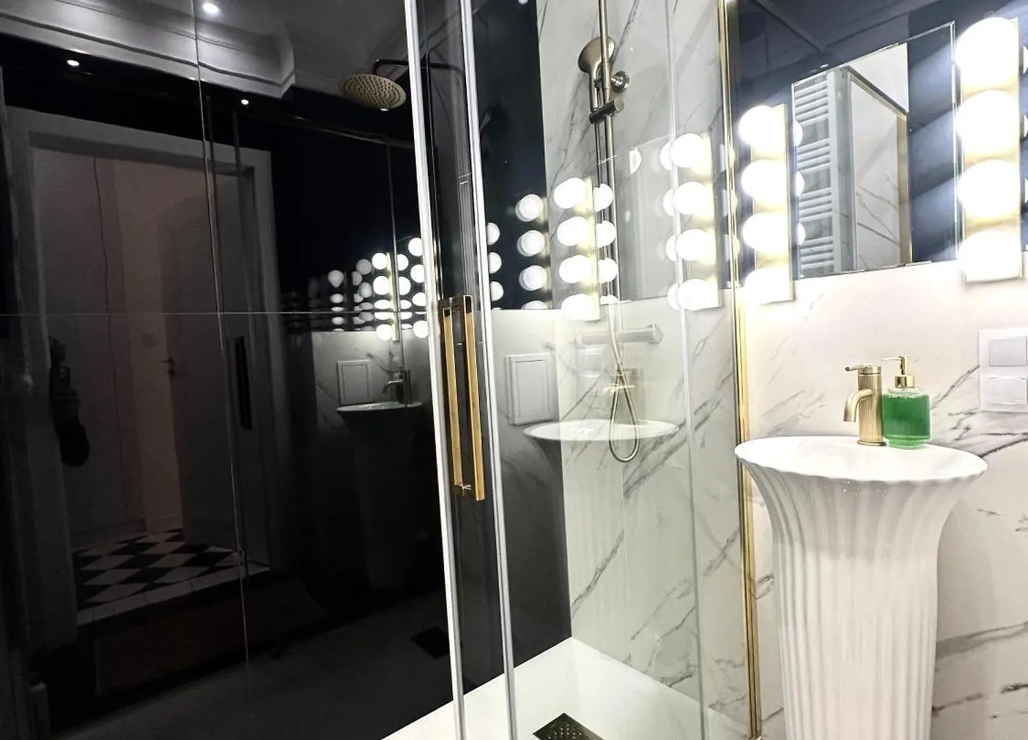 Swidnicka Apartment - 200M Main Square - Self Check-In 20H Вроцлав